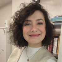 Firdevs Kapusızoğlu Email