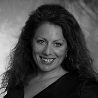 Rachel Zuckerman Email & Phone Number