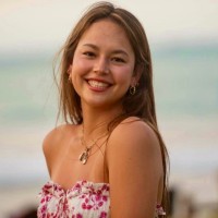 ISBX Employee Talia Weis's profile photo