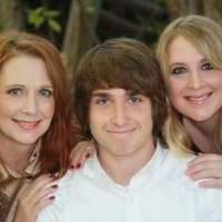 Devlin Consulting, Inc. Employee Joni Lerette-Flores's profile photo