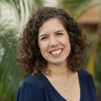 Lauren Hong Email & Phone Number