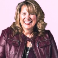 Chicken N Pickle Employee Laurie Dorough's profile photo