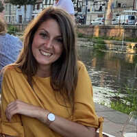 Amandine Schwender Email