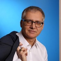 Jan Tomíšek Email
