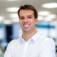 Raphael Corrêa Email