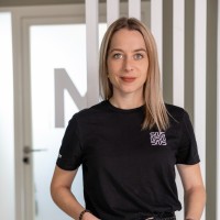 Services Network Security Employee Débora Poirier's profile photo