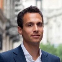 Edit Suits Co. Employee Reto Peter's profile photo