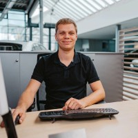 Axel Hentschel Email