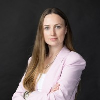 Daria Luzhnyova Email