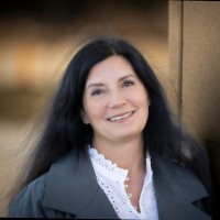 Monica Fjellstad Email