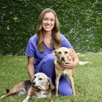 Loved Veterinary Services Employee Lindsay Campbell's profile photo