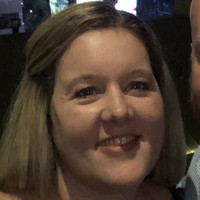 Florida Home Store Employee Vicki Schneller's profile photo