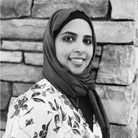 Riham Elhadari Email