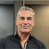 Eric Oosterom Email & Phone Number