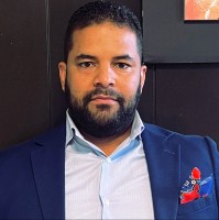 Evandro Teixeira Email