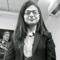 Priya Tomar Email