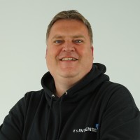 Reinhold Hugenroth Email