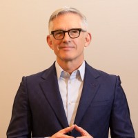 E-mail e número de telefone de Bryan Rafanelli