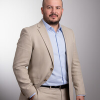 Julio Arteaga Navarro Email