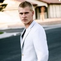 Darek Luksza
