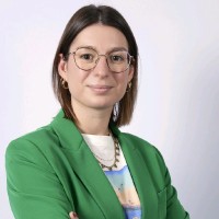 Léa Menard Email