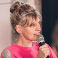 Angela Kreitenweis Email