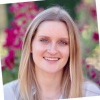 Lauren Pierce Email & Phone Number