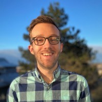 Adam Zacharias Email