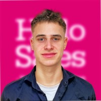 Hello Sales Employee Pelle Holmelund's profile photo
