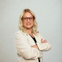 Rebecca Lewis