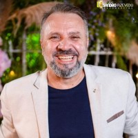 Julio Waszak Email