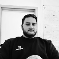 R&M Group Employee Jan Golhar's profile photo
