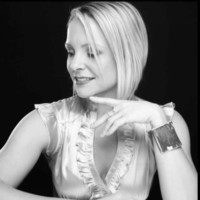 Laura Alexander Email & Phone Number