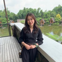 Yusan Oktavia Email