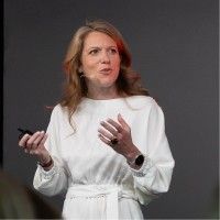 SEPHORA Employee Catherine Spindler's profile photo