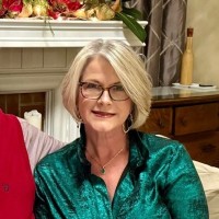 Sandy Glenn Email & Phone Number