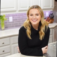 Season Health Employee Kaitlyn Wengryniuk's profile photo