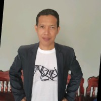 Somsak Yeesamaan Email