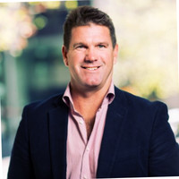 E-mail e número de telefone de Trevor Folsom