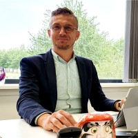 Tom Daneels Email & Phone Number