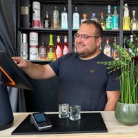 Valentin Kummert Email