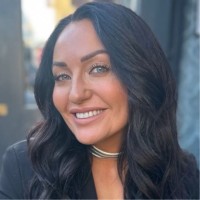 Corporate Traveller UK Employee Lorna Campbell's profile photo