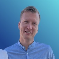 Simon Lund Email