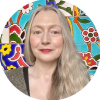 Canadian Clay & Glass Gallery Employee Sarah Stanners's profile photo