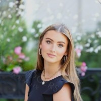 Arrowz Employee Redding Worth's profile photo