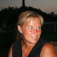 Grada van Den Dool Maasland Email
