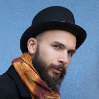 Dávid Katona Email