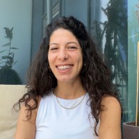 Eti Naim Email