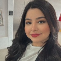 Stephani Pires Email