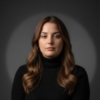 Daniela Glória Email